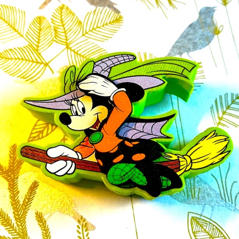 Antenna Topper Minnie Mouse Dressed as a Witch Riding a Broom RARE